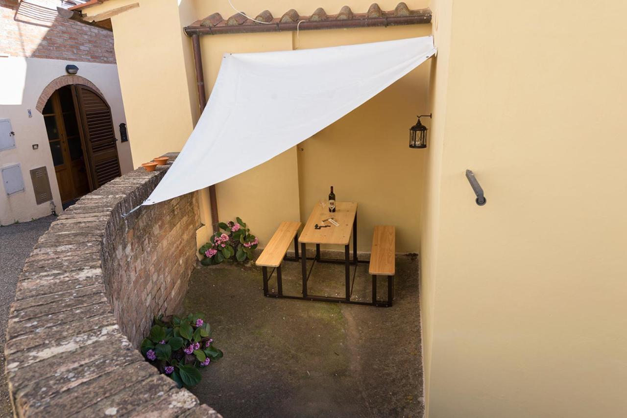 Ferienwohnung Ca' Montalcino San Giovanni dʼAsso Exterior foto